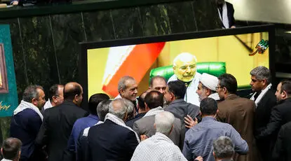 «کودتا»؛ اسم رمز جنگ قدرت تندروها