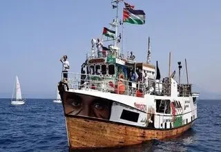 نیروی دریایی سپاه: مسافران صمود و سربازان تنگه هرمز، جهان را بیدار خواهند کرد