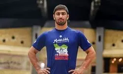 مدال طلا بر گردن احمد بذری