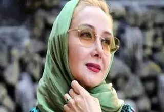 کتایون ریاحی در کنار حامد بهداد ۲۳ سال پیش