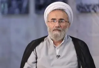 انتقاد مسیح مهاجری از توهین به روحانی و ظریف در صداوسیما