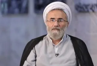 انتقاد مسیح مهاجری از توهین به روحانی و ظریف در صداوسیما