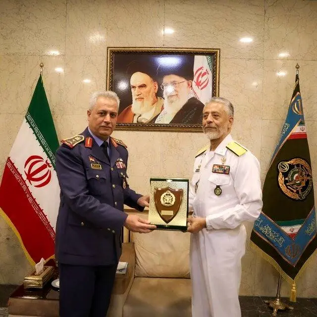 رئیس دانشگاه تحقیقات نظامی عراق با دریادار سیاری دیدار کرد