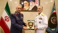رئیس دانشگاه تحقیقات نظامی عراق با دریادار سیاری دیدار کرد