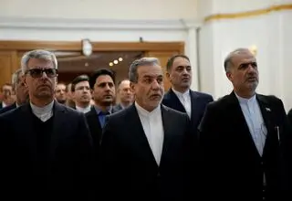 بازدید عراقچی از پروژه‌های بازسازی و احداث بخش‌هایی از ساختمان سفارت ایران در مسکو 
