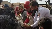 گیرافتادن کارگر مصدوم در ارتفاع ۵۶ متری