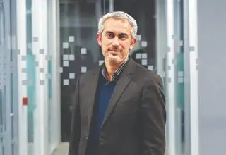 پسر شیکاگویی در باب‌همایون