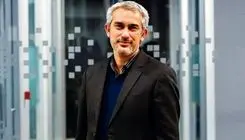 پسر شیکاگویی در باب‌همایون