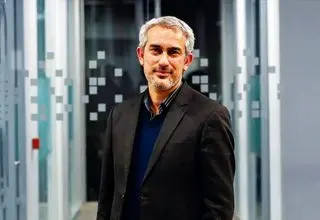 پسر شیکاگویی در باب‌همایون