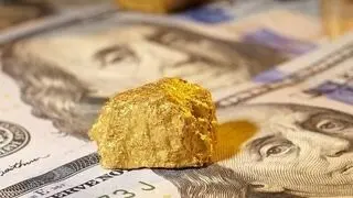 دلار، طلا و سکه عصر جمعه ۱۶ مرداد ۱۴۰۵ ریزشی شد/آخرین قیمت