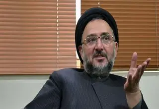ابطحی: جلیلی رئیس جمهور بود، زیرساخت‌های کشور زودتر از هم می‌پاشید
