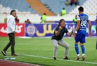 ساپینتو و استقلال خوشبخت شدند