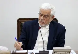 عارف درگذشت مادر حاج احمد متوسلیان را تسلیت گفت