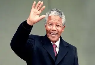 زندگی «نلسون ماندلا» روی آنتن رادیو نمایش می‌رود