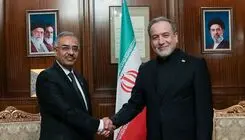 دیدار دبیرکل سازمان دی ۸ با وزیر امور خارجه ایران