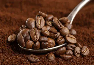 چگونه بفهمیم عامل سردردهای هر روز، کافئین است؟!