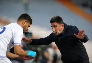 مهاجم مورد علاقه قلعه نویی بازنشسته شد