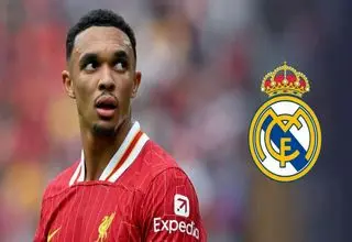 لیورپولی‌ها پیراهن آرنولد را آتش زدند!