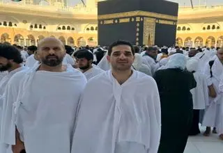 زیارت اختصاصی رییس فدراسیون والیبال در اوج مسابقات؛ چرا قانون فقط برای برخی اجرا شد؟