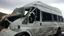 واژگونی مینیبوس حامل کارگران
