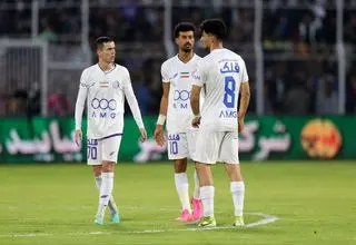 استقلال؛ تیمی بدون نقشه، امتیازهایی که دود می‌شوند