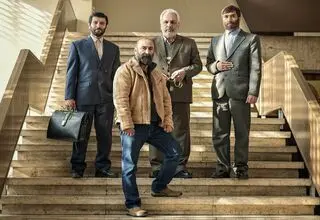 فروش ۴۷ میلیاردی  سینما در یک هفته/مهران مدیری و امین حیایی با «آقای زالو» به سینما آمدند