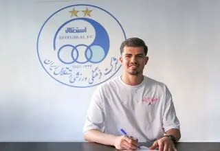 محمد خلیفه با استقلال قرارداد بست