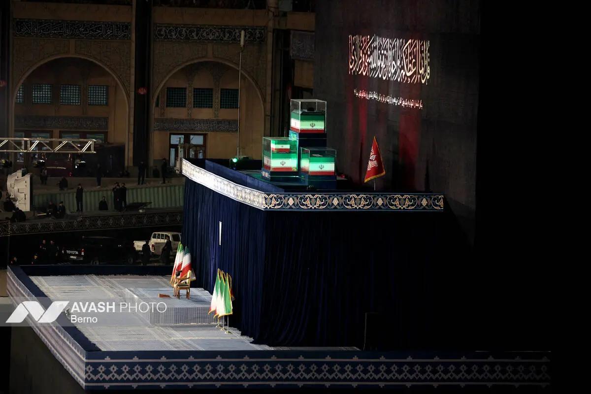 پیکر رهبر شهید به کربلا رسید