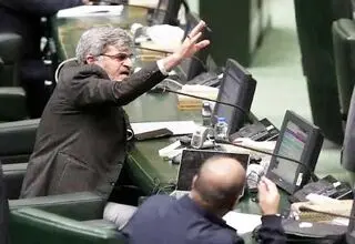 معمای حمله تندروها به «شورای اطلاع‌رسانی دولت»