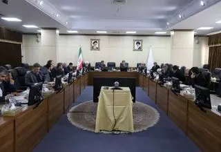 بررسی سیاست‌های کلی پولی و بانکی در کمیسیون اقتصادی مجمع تشخیص