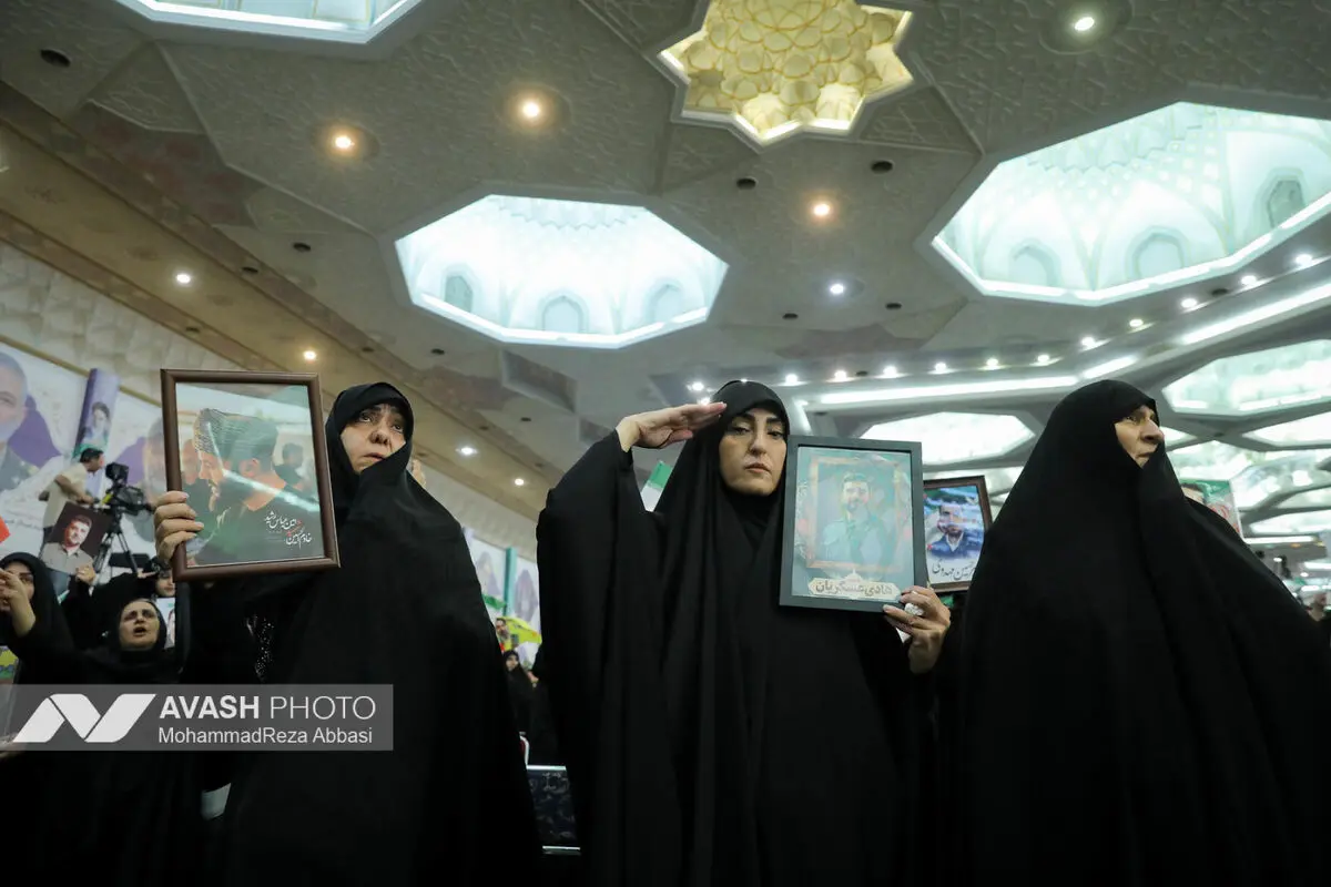 مراسم گرمیداشت شهدای جنگ رمضان و سالگرد شهدای اقتدار ایران