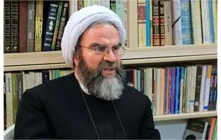 افرادی مانند قاسمیان در بیان سخنان خود بر پایه عقلانیت و مصالح عمومی جامعه حرکت کنند