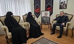 عراقچی به منزل سردار سلامی رفت 