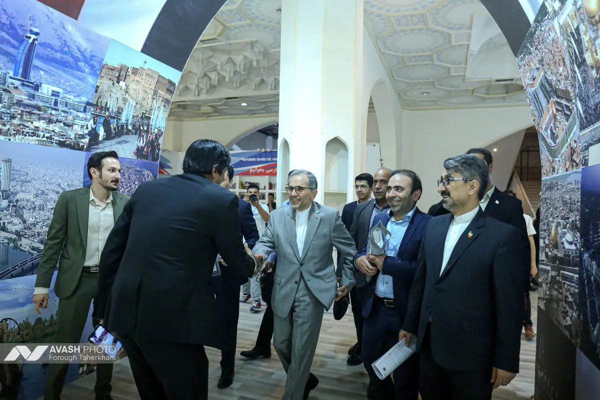 حضور مجید تخت روانچی در نمایشگاه بین المللی کتاب تهران