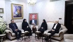 عارف و وزیر راه به منزل شهید امیرعبداللهیان رفتند