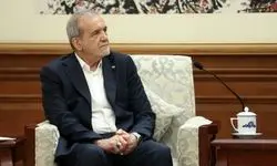 اگر دست به دست هم بدهیم می‌توانیم مملکت و کشور و منطقه مان را آباد و آزاد کنیم