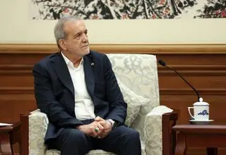 رئیس‌جمهور: استفاده از فناوری‌های نو در مرزبانی و مقابله با اشرار ضروری است