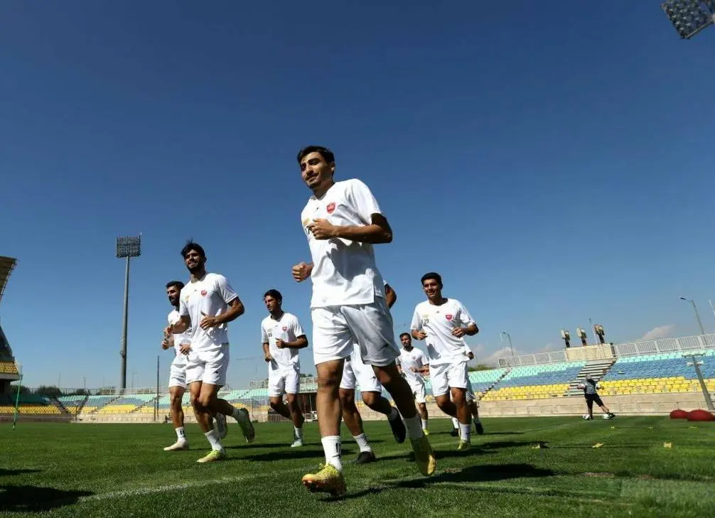 بازیکن پرسپولیسی رسماً‌ استقلالی شد +عکس