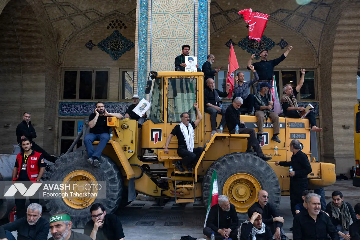 نخستین روز مراسم وداع با رهبر شهید انقلاب - ۳