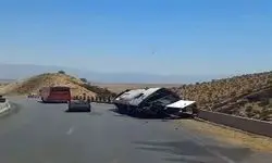  هشت کشته و ۱۵ مصدوم در واژگونی مرگبار اتوبوس