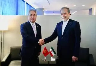 دیدار عراقچی با وزرای خارجه قرقیزستان و انگلیس در نیویورک