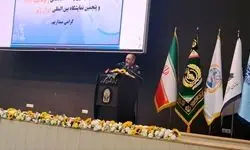 وزیر دفاع: نباید فولاد و ذوب‌آهن را به اصفهان می‌بردیم