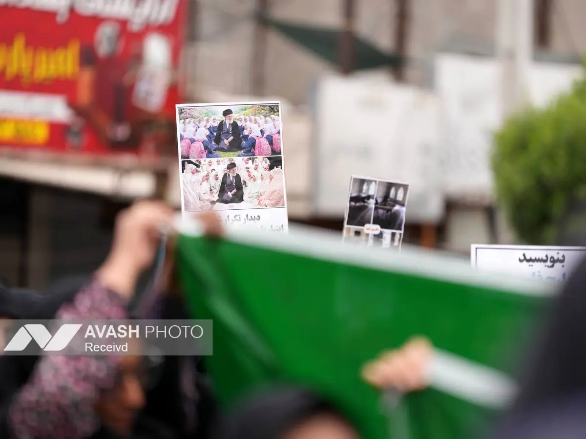 گزارش نصویری/ تشییع پیکر شهدای مدرسه میناب