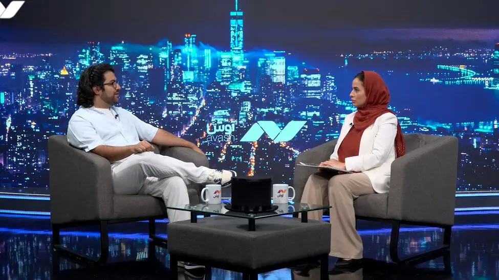 شعبده بازیم ، «جادوگر» نیستیم