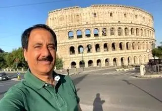 قاب دو نفره حمید معصومی‌نژاد و پدر ۹۳ ساله‌اش