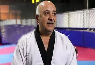 پیرهادی: شکایتم را پیگیری می‌کنم