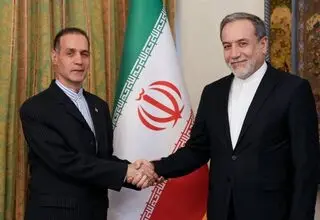 عراقچی با دو سفیر دیدار کرد