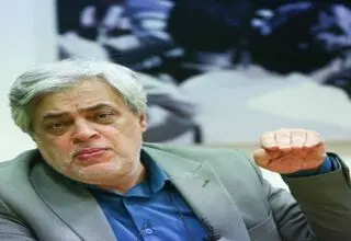گذار از اصولگرایی به واقع‌گرایی 