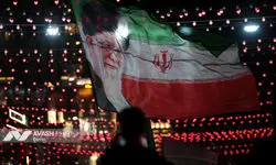 مشهد در انتظار آخرین وداع / آغاز مراسم بدرقه شهید آیت الله خامنه‌ای در اجتماع میلیونی خراسانی‌ها + فیلم و عکس