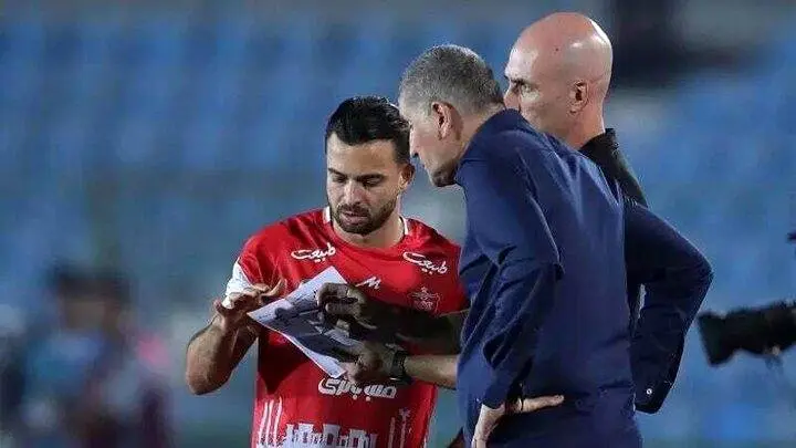 درویش باید باشگاه پرسپولیس را به مسیر درست برگرداند